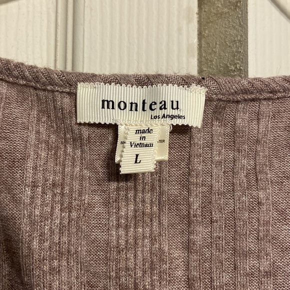 Buttoned Half Sleeve Shirt - Picture 3 of 5